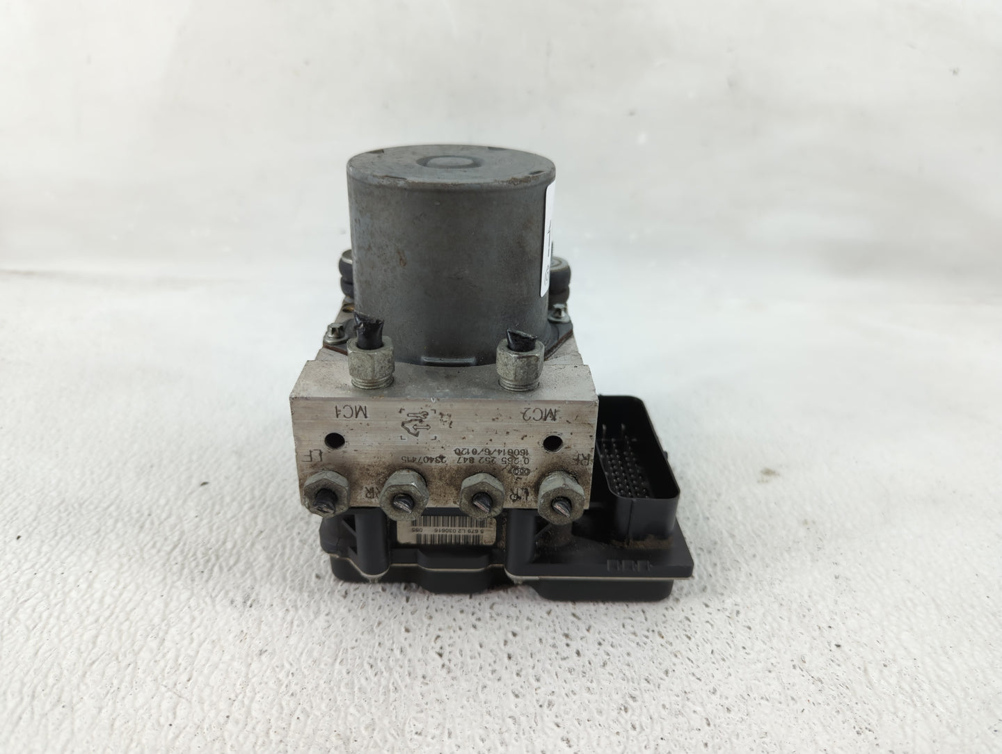 2012-2017 Buick Enclave ABS Pump Control Module Replacement P/N:23407415 Fits Fits 2012 2013 2014 2015 2016 2017 OEM Used Au