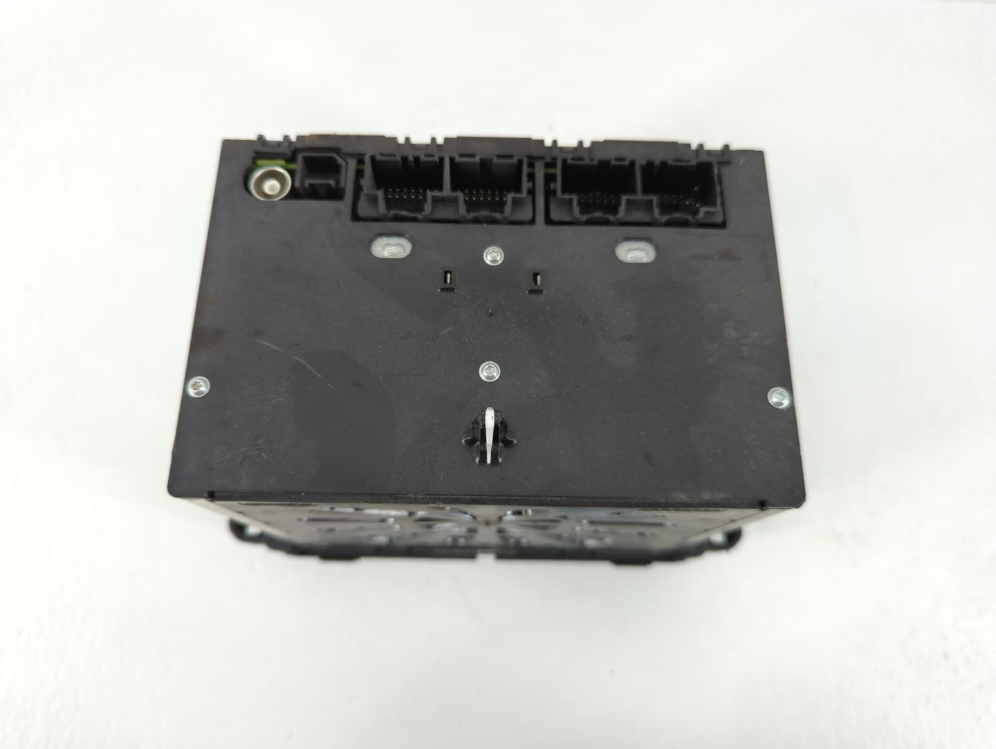 2016-2017 Buick Enclave Radio AM FM Cd Player Receiver Replacement P/N:84082781 Fits Fits 2016 2017 OEM Used Auto Parts - Oe