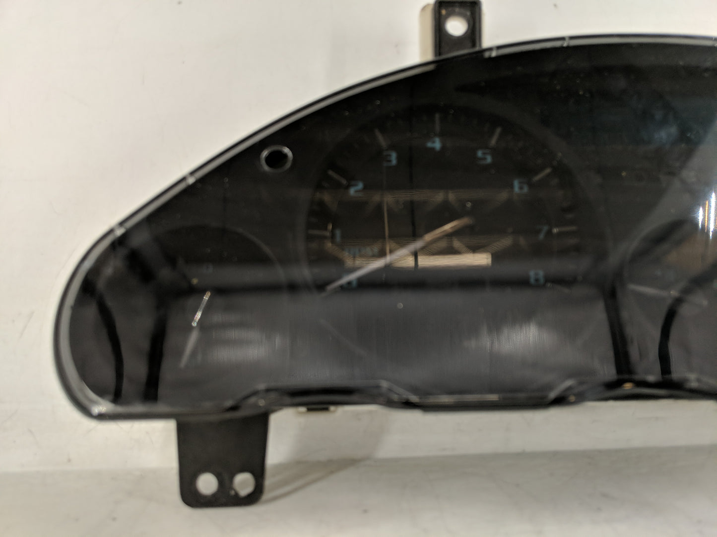 2014-2017 Buick Enclave Instrument Cluster Speedometer Gauges P/N:23172983 1370166 Fits Fits 2014 2015 2016 2017 OEM Used Au