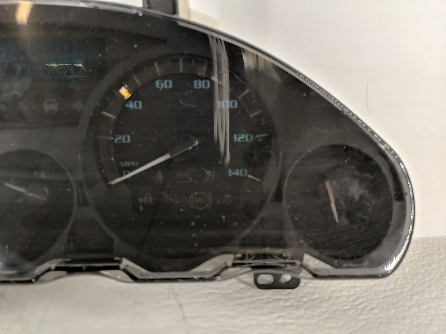 2014-2017 Buick Enclave Instrument Cluster Speedometer Gauges P/N:23172983 1370166 Fits Fits 2014 2015 2016 2017 OEM Used Au