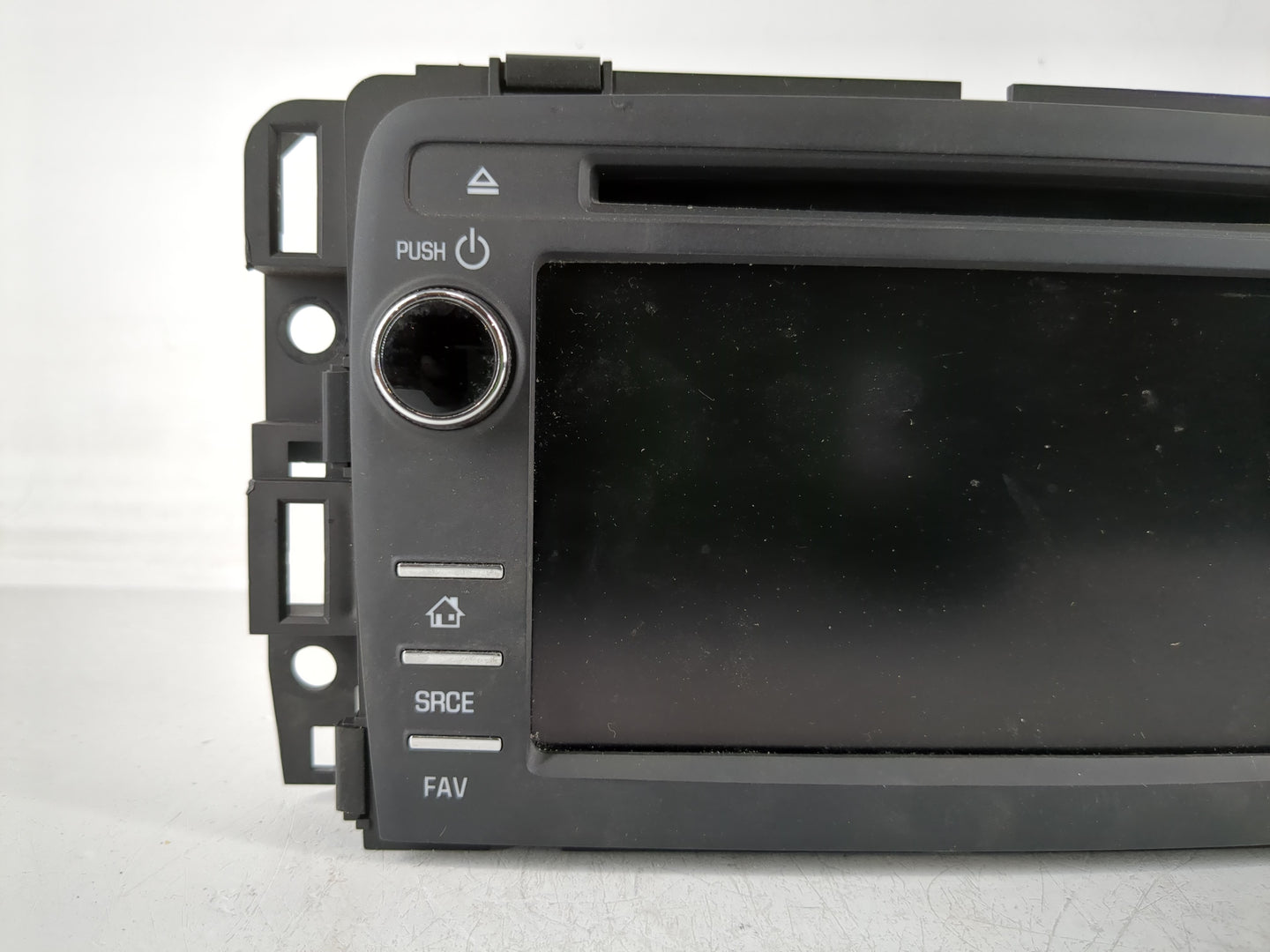 2016-2017 Buick Enclave Radio AM FM Cd Player Receiver Replacement P/N:84082781 Fits Fits 2016 2017 OEM Used Auto Parts - Oe