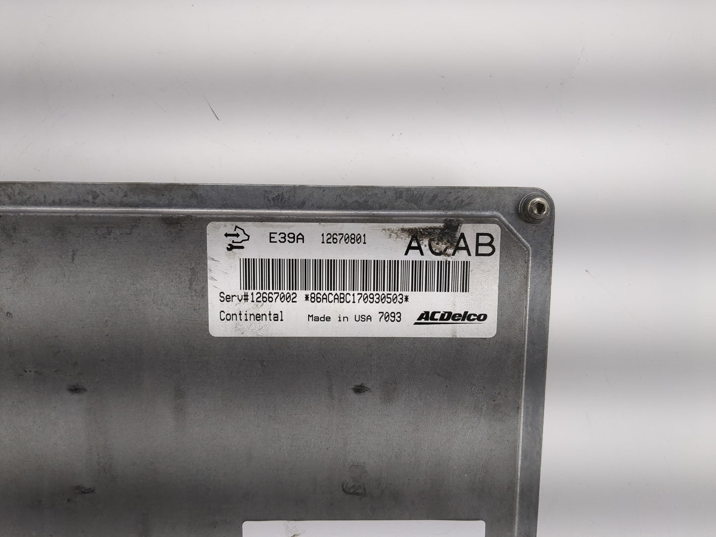 2017 Buick Enclave PCM Engine Control Computer ECU ECM PCU OEM P/N:E39A 12670801 Fits Fits 2018 2019 2020 OEM Used Auto Part