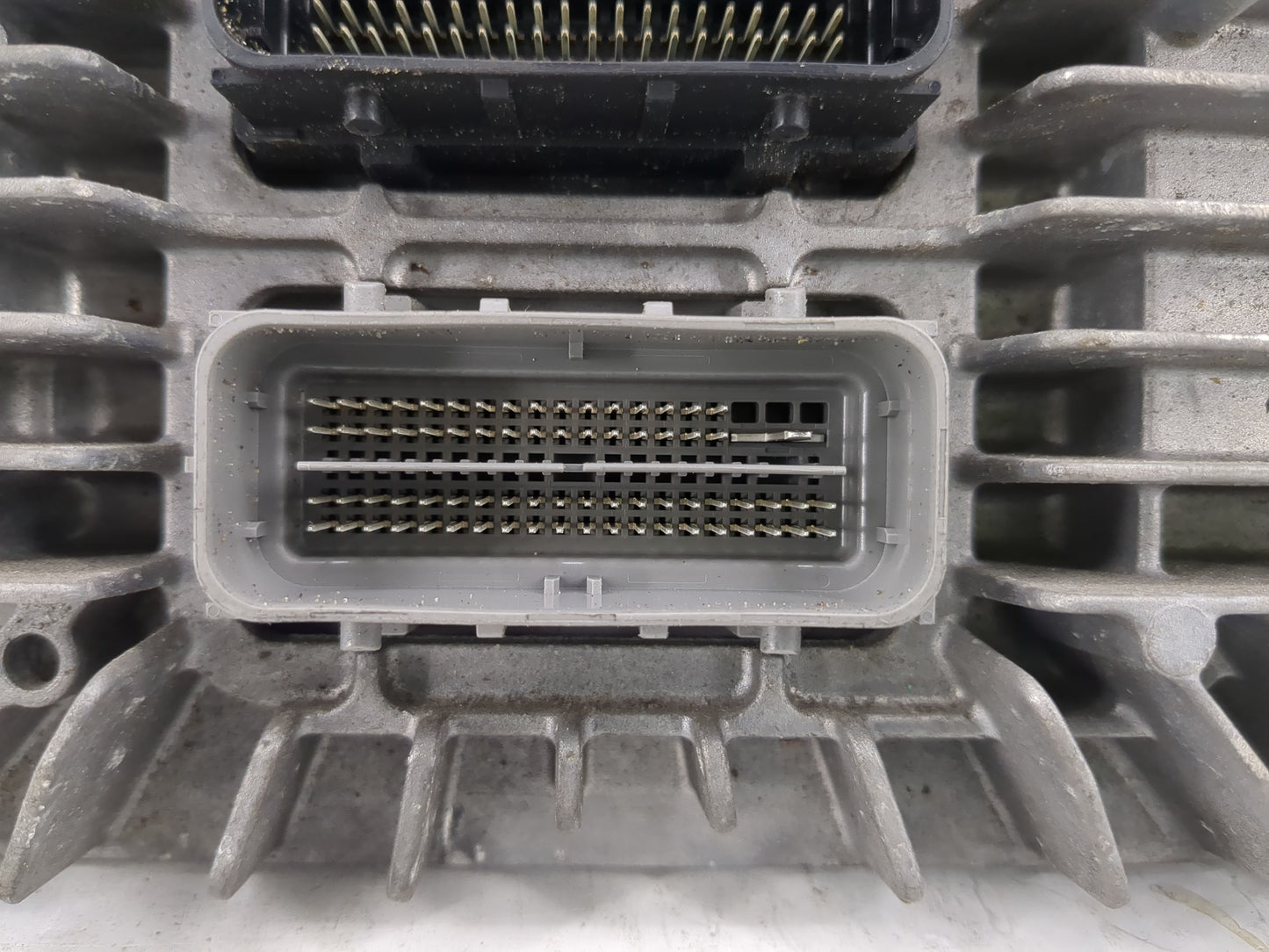 2017 Buick Enclave PCM Engine Control Computer ECU ECM PCU OEM P/N:E39A 12670801 Fits Fits 2018 2019 2020 OEM Used Auto Part