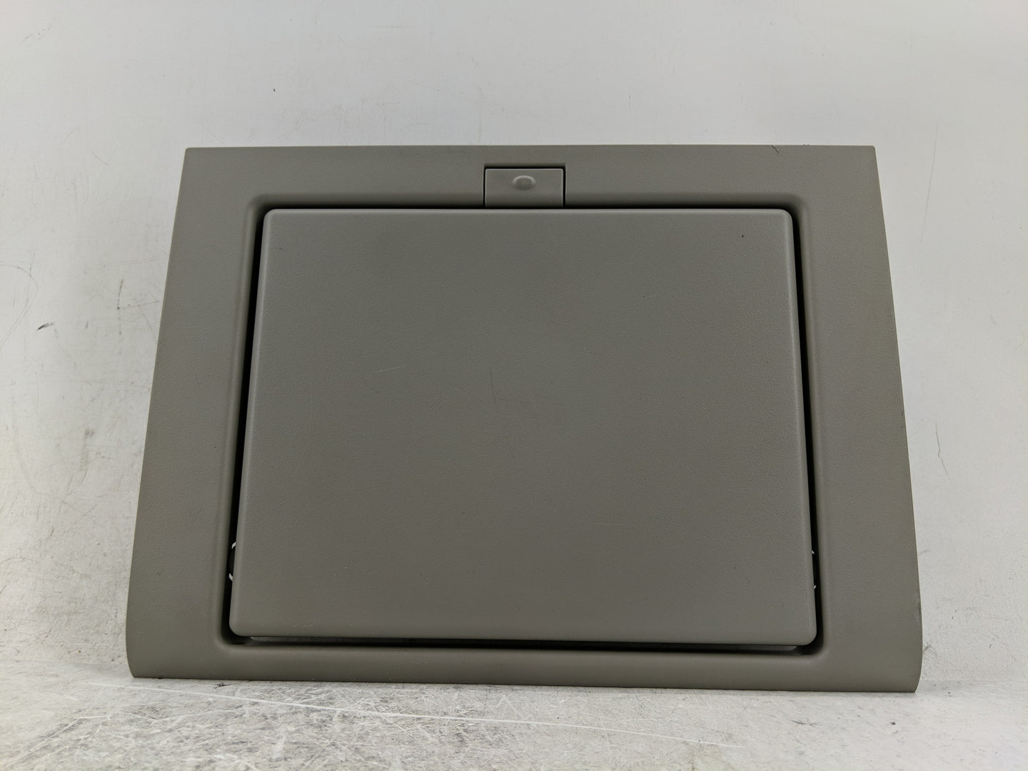2008-2017 Buick Enclave Overhead Roof Console 1233666 - Oemusedautoparts1.com