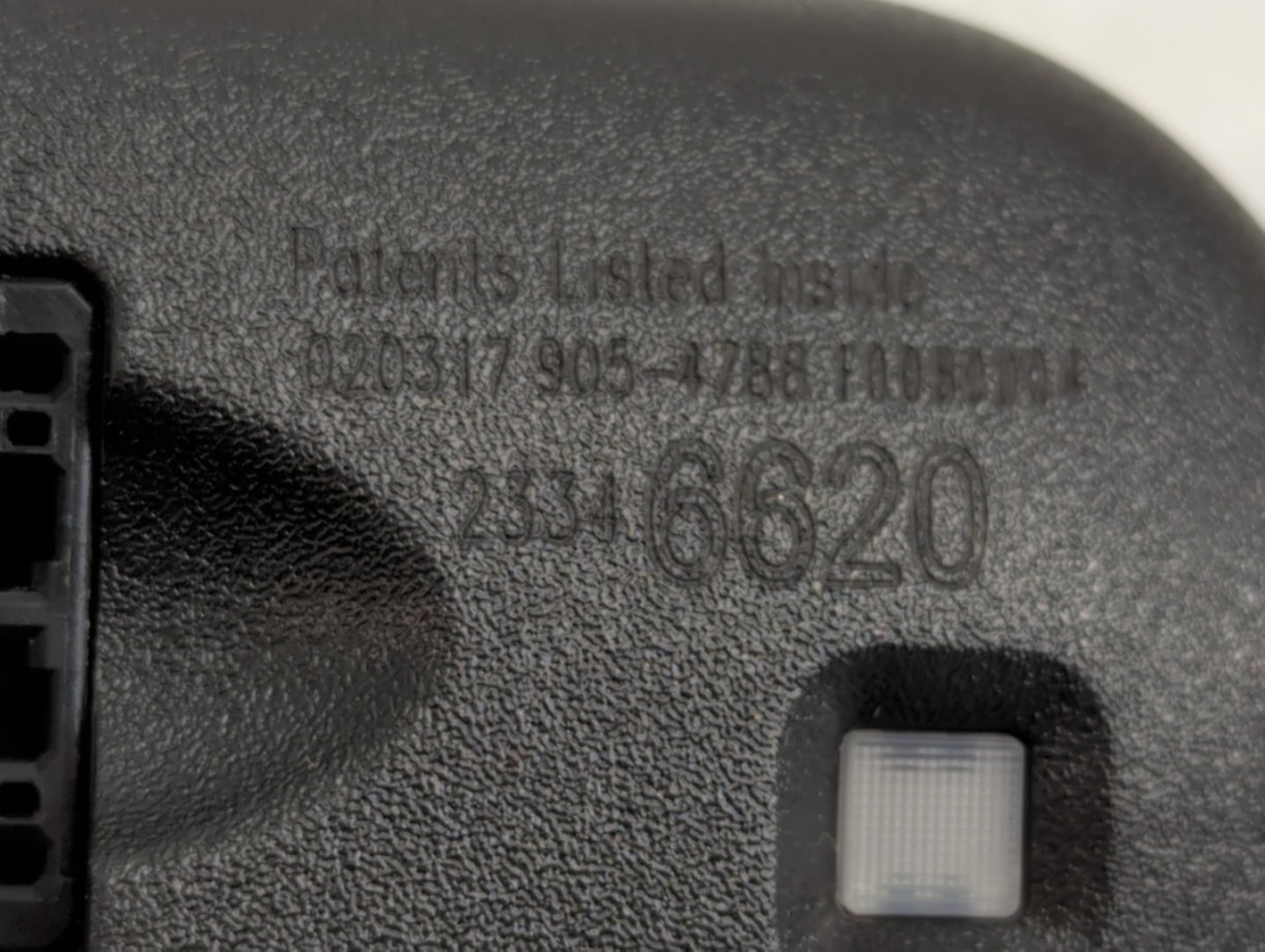 2009-2017 Buick Enclave Interior Rear View Mirror Replacement OEM P/N:23346620 Fits OEM Used Auto Parts - Oemusedautoparts1.