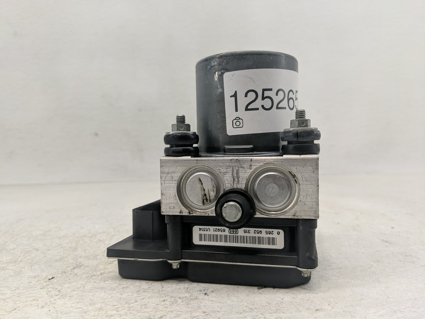 2012-2017 Buick Enclave ABS Pump Control Module Replacement P/N:0 265 952 315 Fits Fits 2012 2013 2014 2015 2016 2017 OEM Us