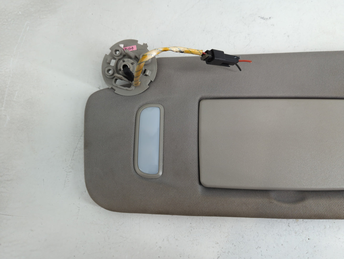 2008-2017 Buick Enclave Sun Visor Shade Replacement Driver Left Mirror Fits OEM Used Auto Parts - Oemusedautoparts1.com