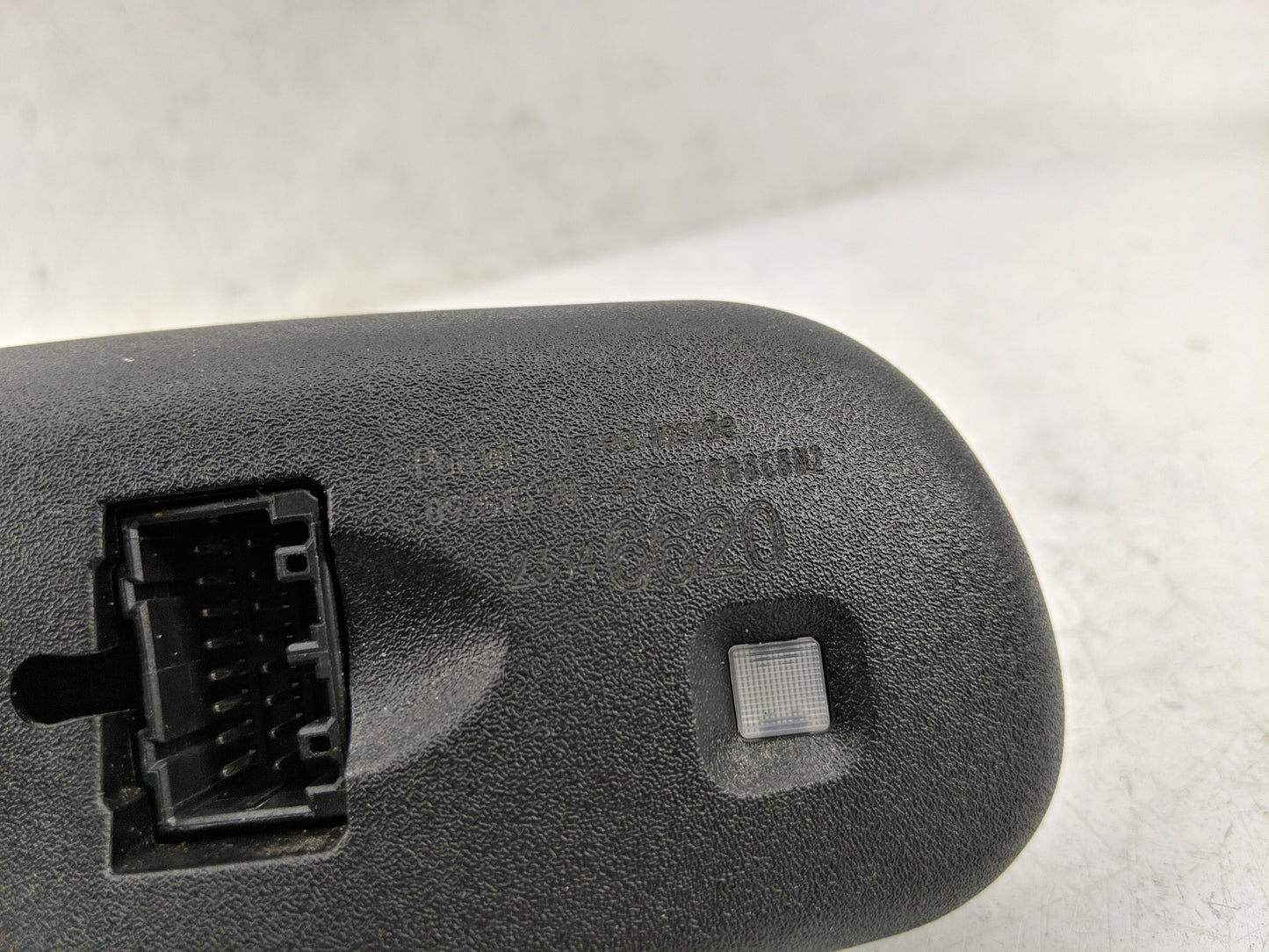 2009-2017 Buick Enclave Interior Rear View Mirror Replacement OEM P/N:23346620 Fits OEM Used Auto Parts - Oemusedautoparts1.
