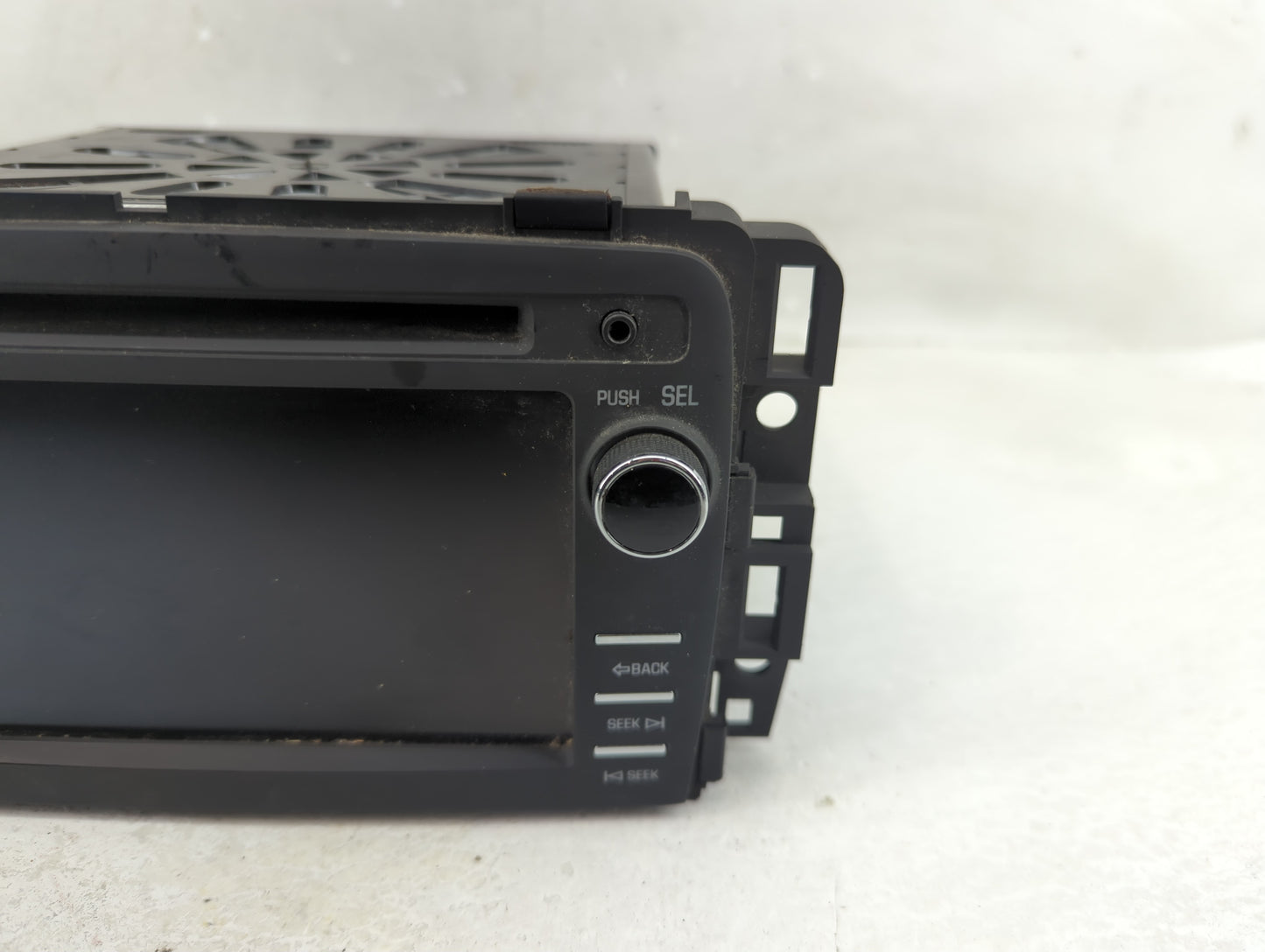 2016-2017 Buick Enclave Radio AM FM Cd Player Receiver Replacement P/N:84082781 Fits Fits 2016 2017 OEM Used Auto Parts - Oe