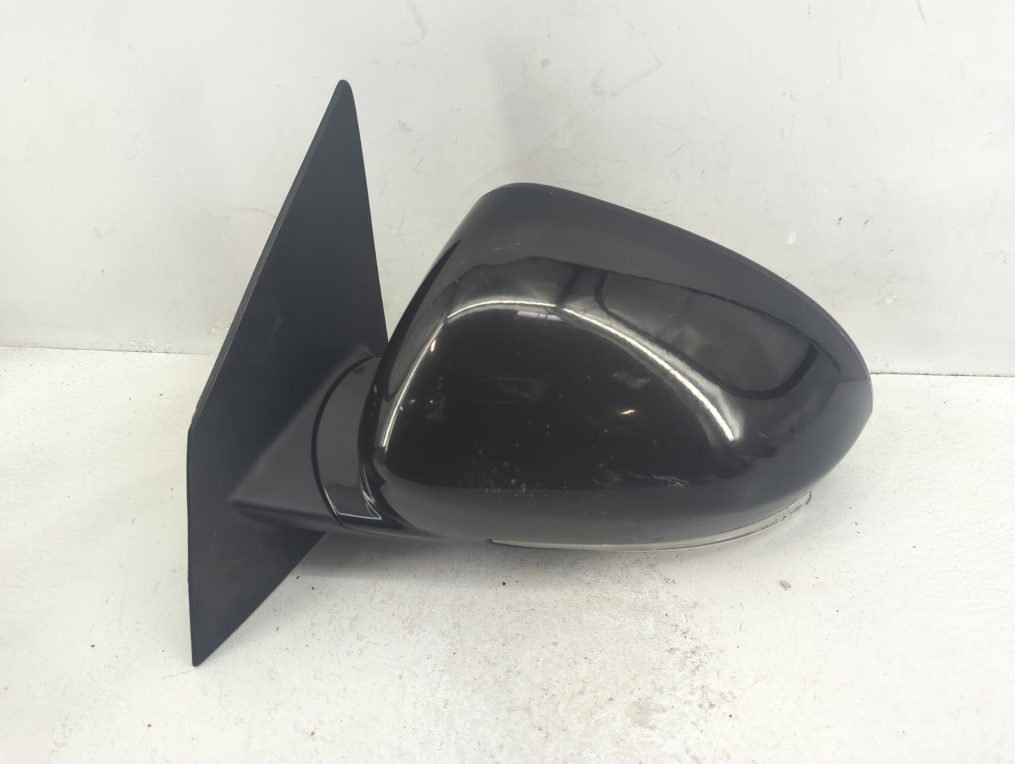 2013-2017 Buick Enclave Driver Side View Mirror - Left Door Mirror OEM Used - Oemusedautoparts1.com
