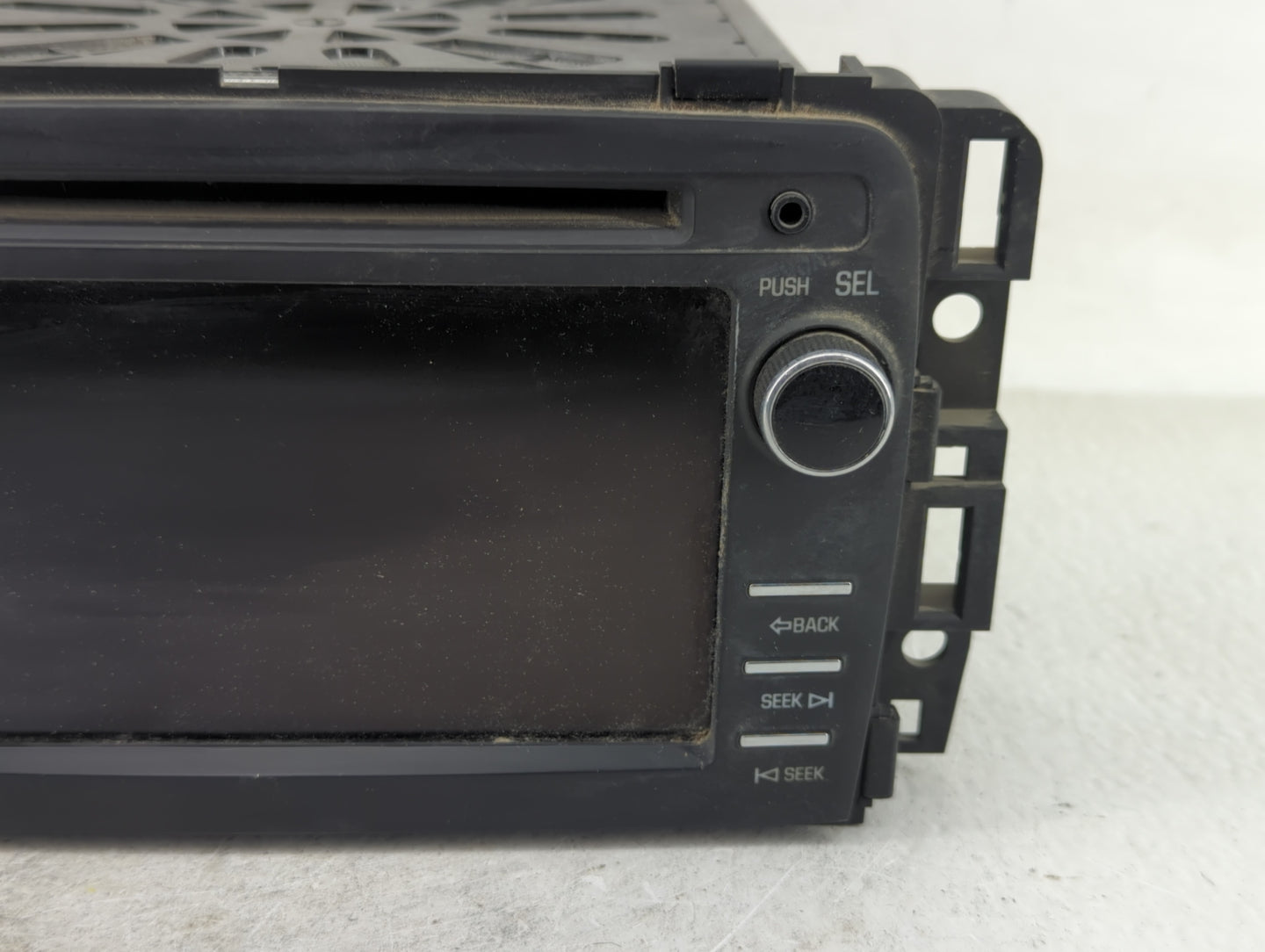 2016-2017 Buick Enclave Radio AM FM Cd Player Receiver Replacement P/N:84082781 Fits Fits 2016 2017 OEM Used Auto Parts - Oe