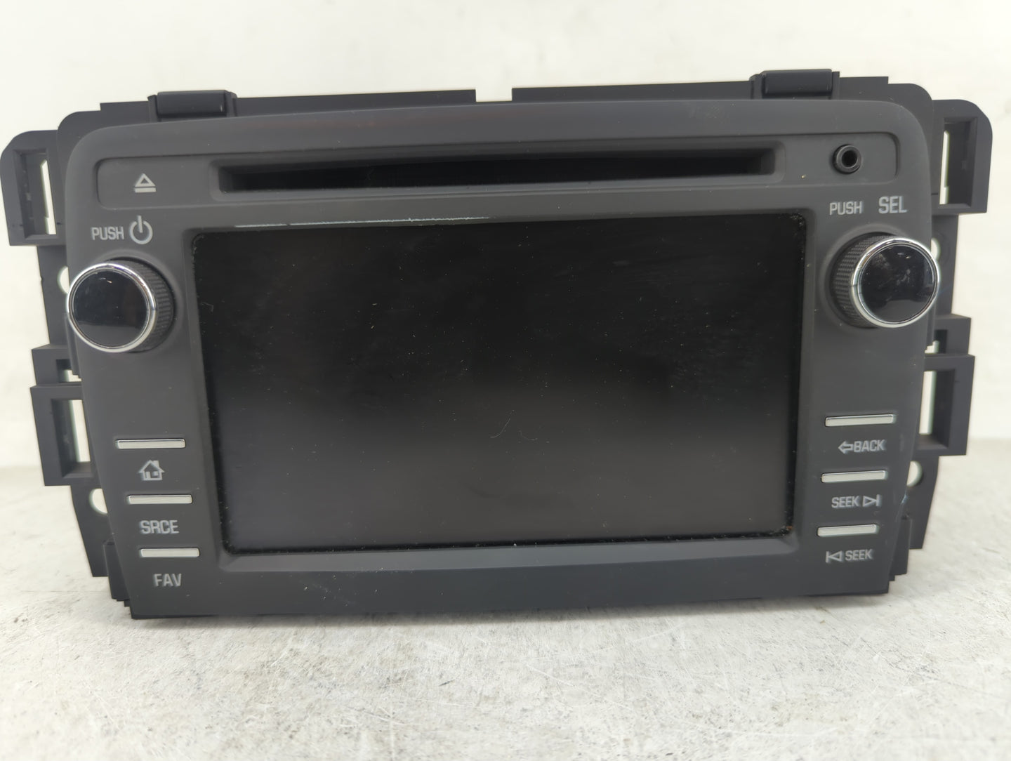 2016-2017 Buick Enclave Radio AM FM Cd Player Receiver Replacement P/N:84082781 Fits Fits 2016 2017 OEM Used Auto Parts - Oe