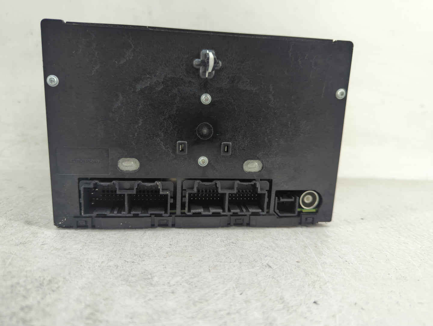2016-2017 Buick Enclave Radio AM FM Cd Player Receiver Replacement P/N:84082781 Fits Fits 2016 2017 OEM Used Auto Parts - Oe