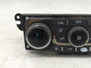2013-2017 Buick Enclave Climate Control Module Temperature AC/Heater Replacement P/N:23120467 Fits Fits 2013 2014 2015 2016 2017 OEM Used Auto Parts