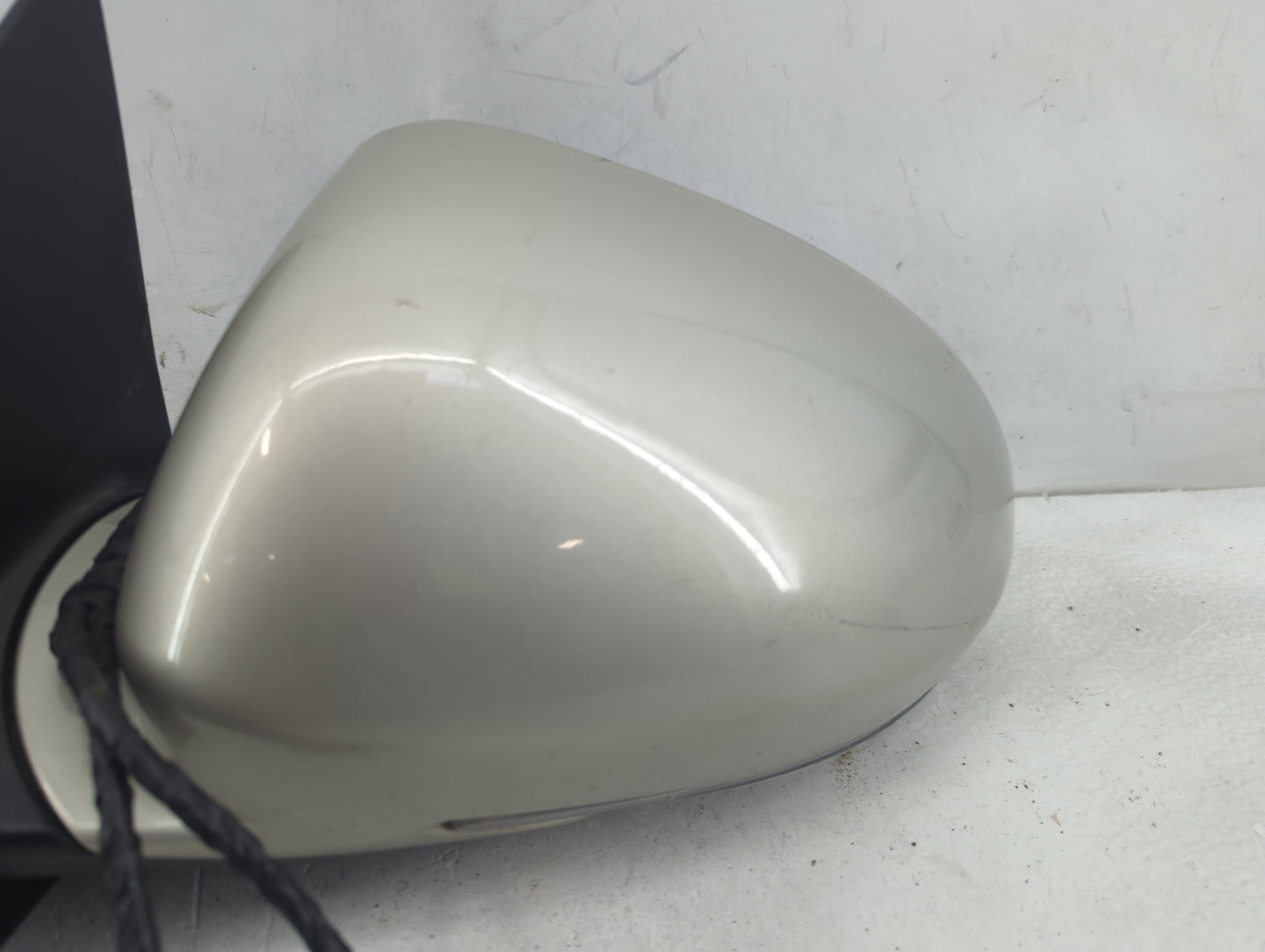 2013-2017 Buick Enclave Driver Side View Mirror - Left Door Mirror OEM Used - Oemusedautoparts1.com