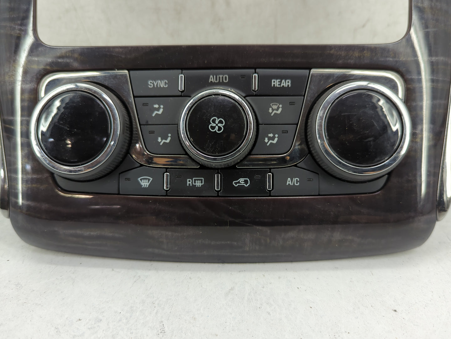 2013-2017 Buick Enclave Climate Control Module Temperature AC/Heater Replacement P/N:23158335 23251328 Fits OEM Used Auto Pa
