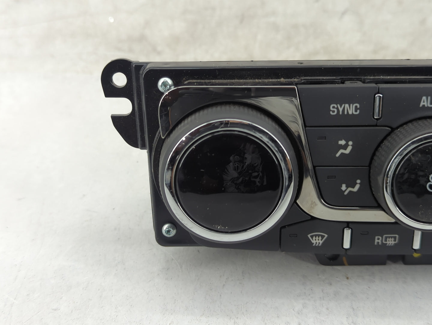2013-2017 Buick Enclave Climate Control Module Temperature AC/Heater Replacement P/N:23251328 3239800000000X Fits OEM Used A