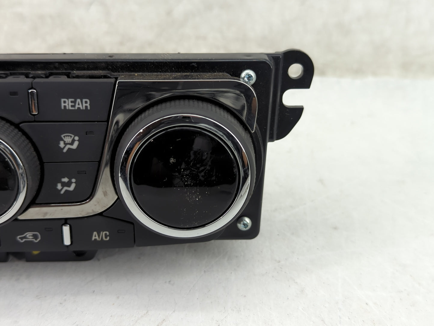 2013-2017 Buick Enclave Climate Control Module Temperature AC/Heater Replacement P/N:23251328 3239800000000X Fits OEM Used A