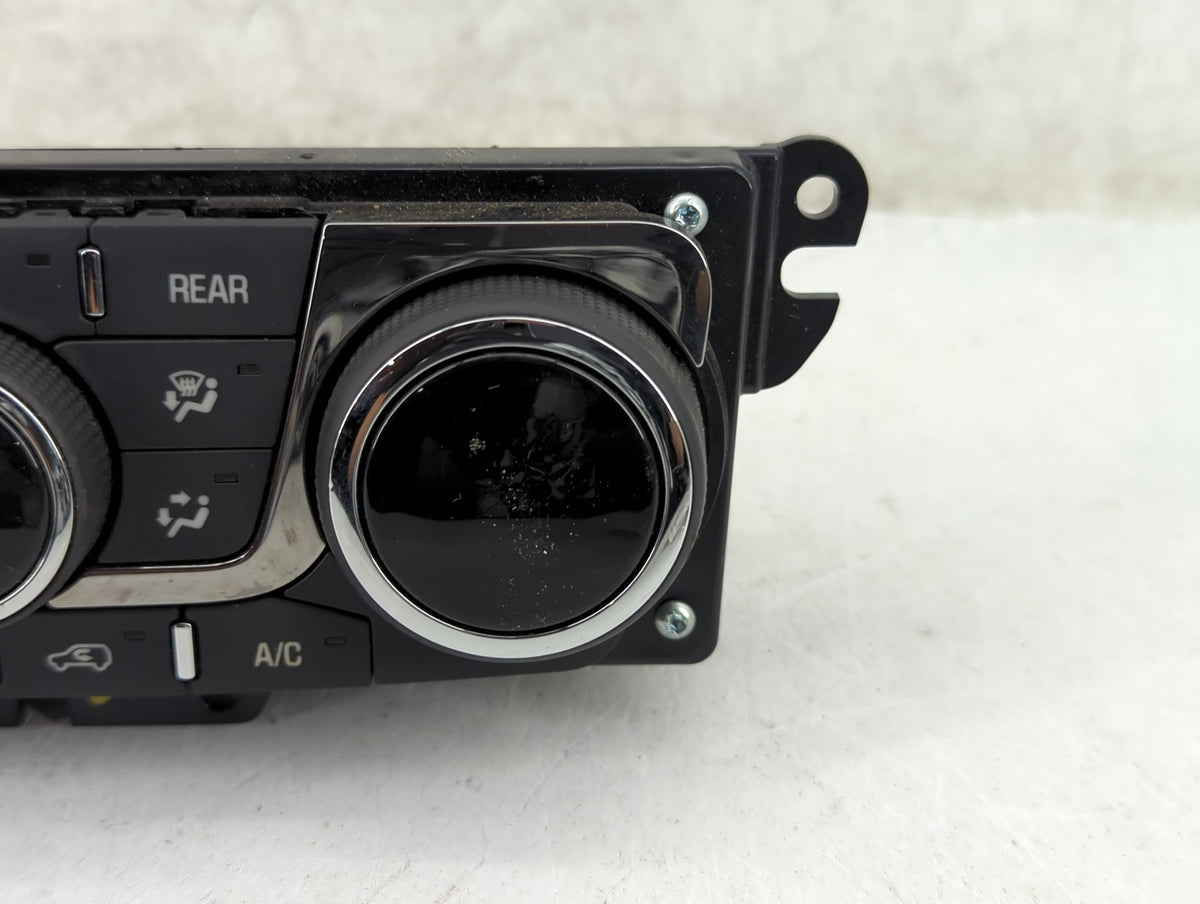 2013-2017 Buick Enclave Climate Control Module Temperature AC/Heater Replacement P/N:23251328 3239800000000X Fits OEM Used A