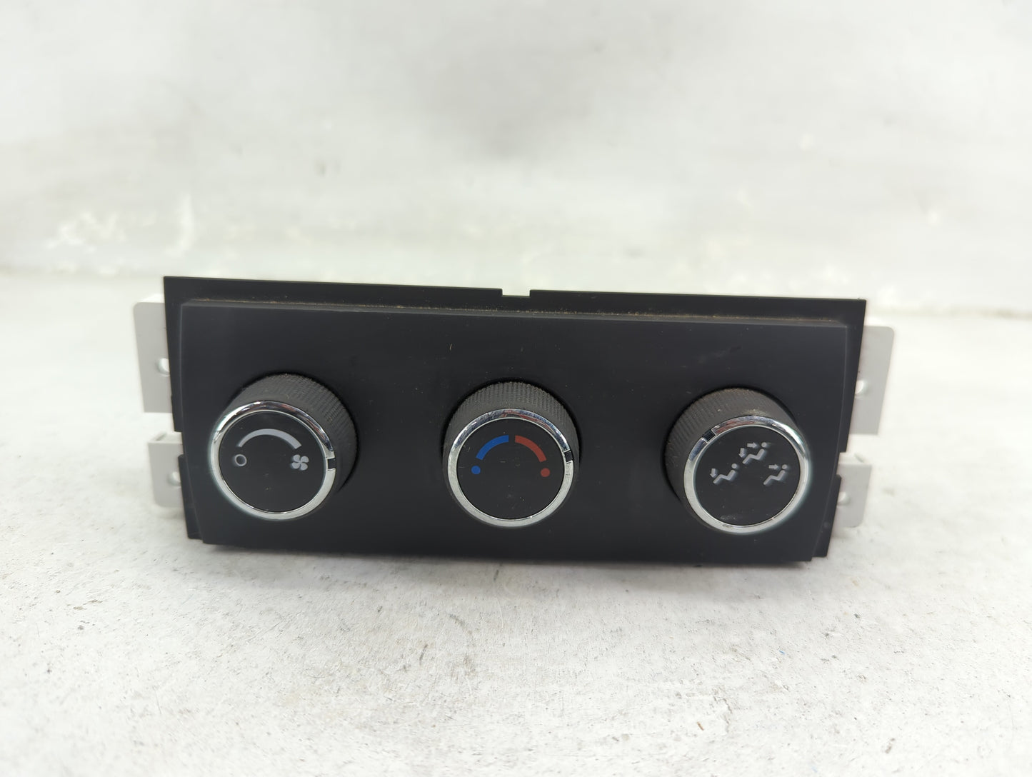 2008-2017 Buick Enclave Climate Control Module Temperature AC/Heater Replacement P/N:22343396 Fits OEM Used Auto Parts - Oem