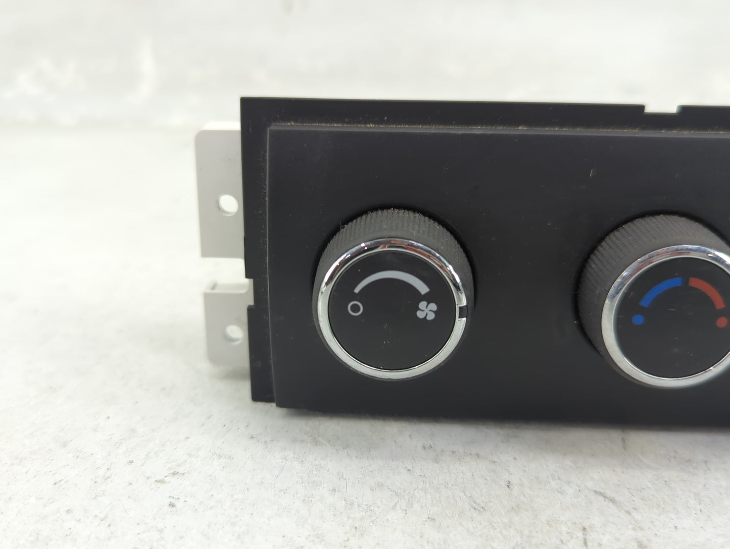 2008-2017 Buick Enclave Climate Control Module Temperature AC/Heater Replacement P/N:22343396 Fits OEM Used Auto Parts - Oem