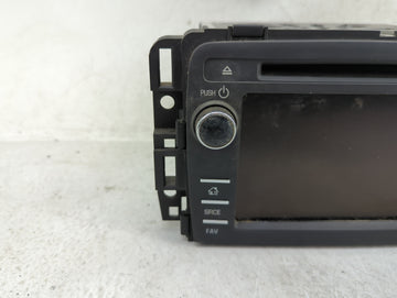 2016-2017 Buick Enclave Radio AM FM Cd Player Receiver Replacement P/N:84082781 28528989 Fits Fits 2016 2017 OEM Used Auto Parts