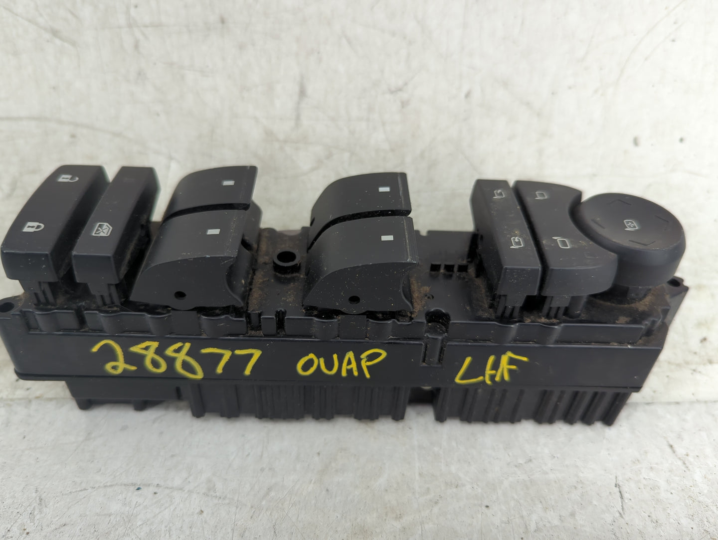 2010-2017 Buick Enclave Master Power Window Switch Replacement Driver Side Left P/N:20958436AA Fits OEM Used Auto Parts - Oe