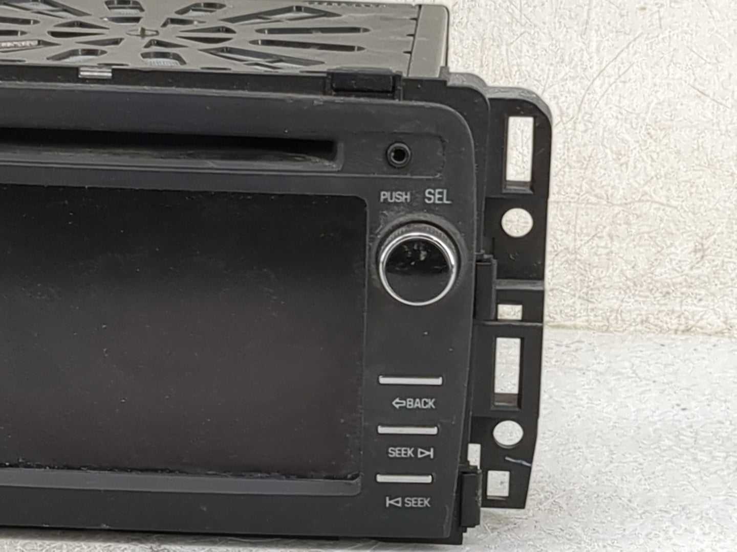 2016-2017 Buick Enclave Radio AM FM Cd Player Receiver Replacement P/N:84082781 28529989, L2C0050TR Fits Fits 2016 2017 OEM 