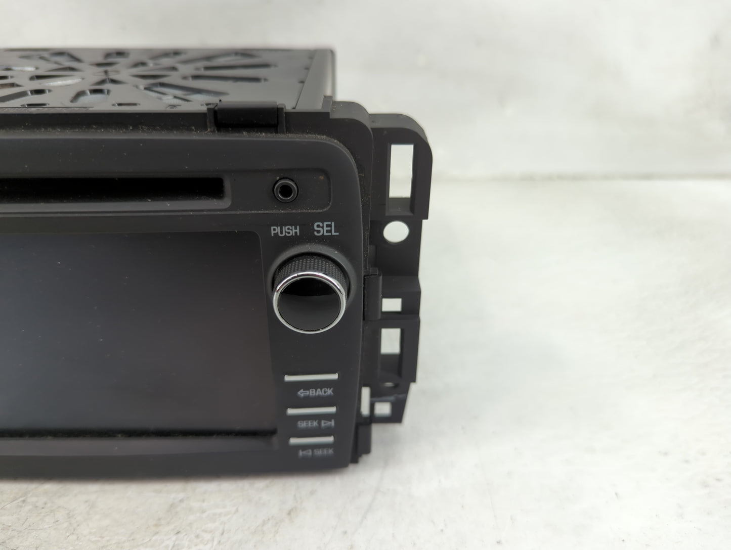 2016-2017 Buick Enclave Radio AM FM Cd Player Receiver Replacement P/N:84082781 28528989, L2C0050TR Fits Fits 2016 2017 OEM 