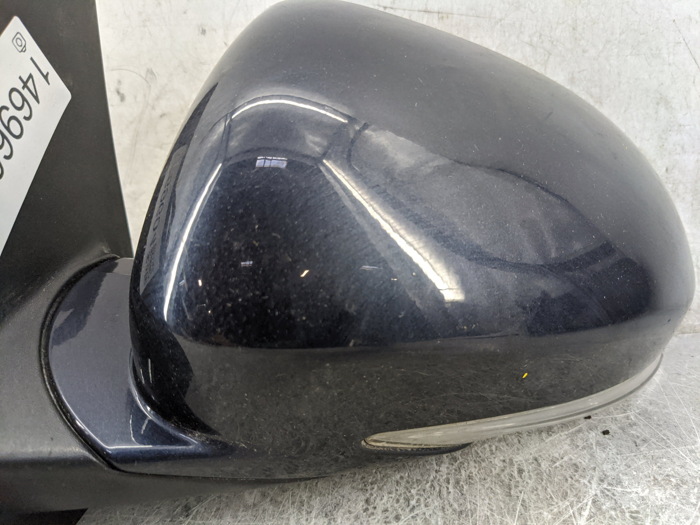 2013-2017 Buick Enclave Driver Side View Mirror - Left Door Mirror OEM Used - Oemusedautoparts1.com