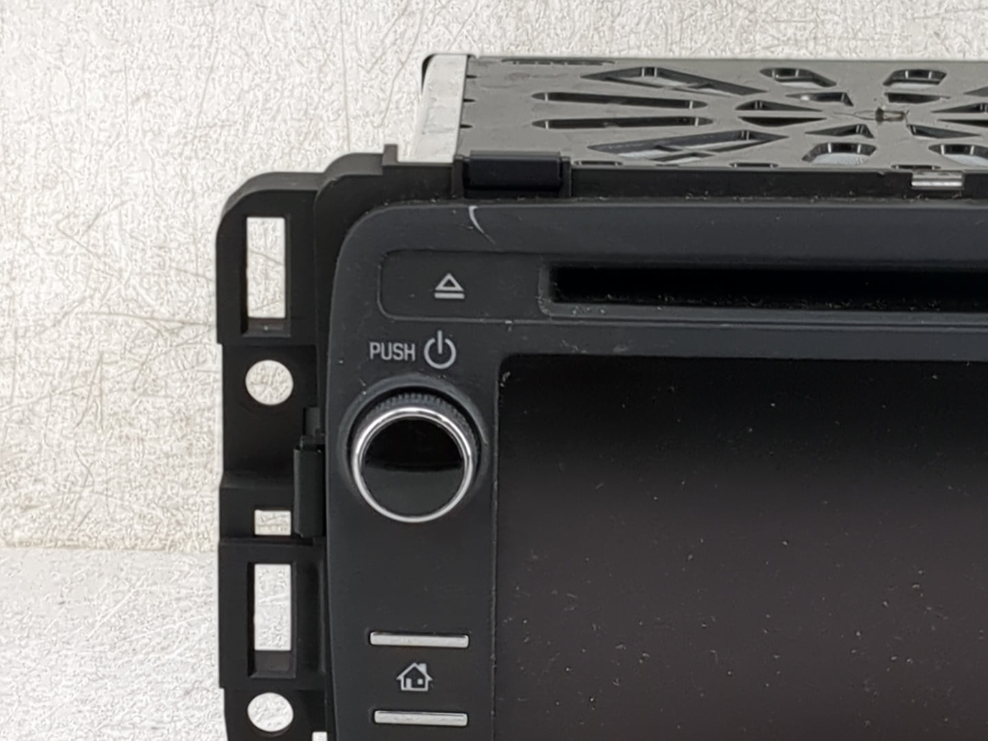 2016-2017 Buick Enclave Radio AM FM Cd Player Receiver Replacement P/N:84082781 28528989, L2C0050TR Fits Fits 2016 2017 OEM 
