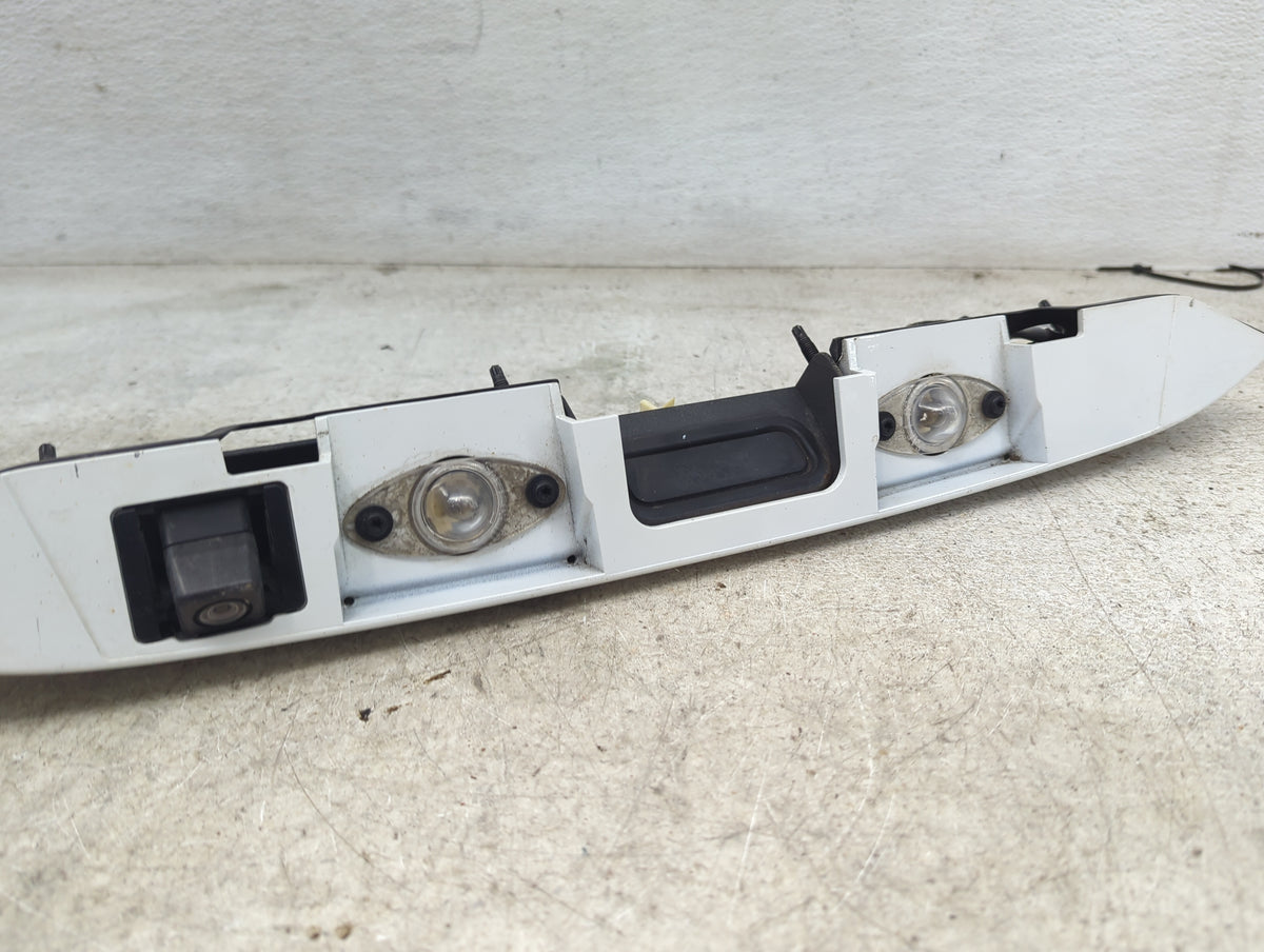 2009-2017 Buick Enclave Backup Camera Or Backup Sensor White - Oemusedautoparts1.com