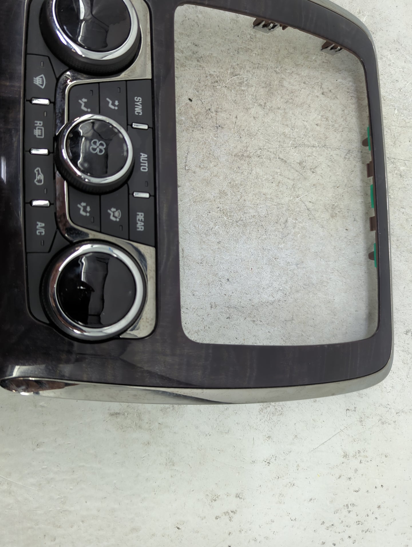 2013-2017 Buick Enclave Climate Control Module Temperature AC/Heater Replacement P/N:23112403 23251328 Fits OEM Used Auto Pa