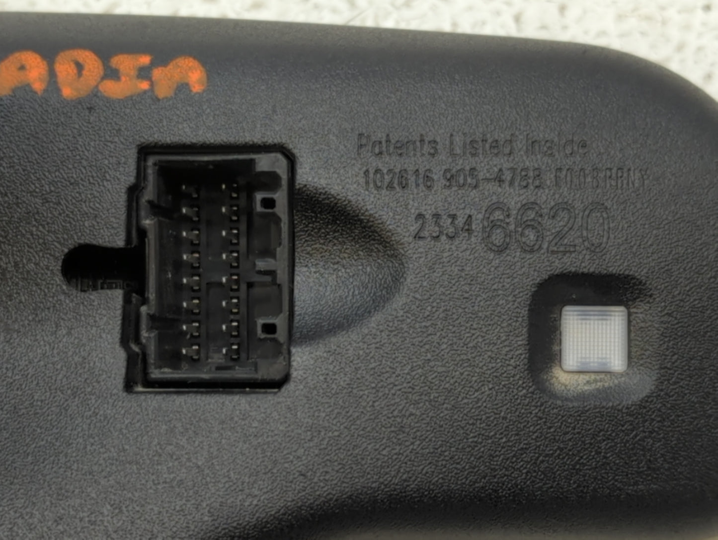 2009-2017 Buick Enclave Interior Rear View Mirror Replacement OEM P/N:23346620 E11025898 Fits OEM Used Auto Parts - Oemuseda