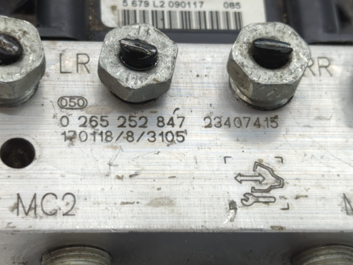 2012-2017 Buick Enclave ABS Pump Control Module Replacement P/N:23407415 Fits Fits 2012 2013 2014 2015 2016 2017 OEM Used Au