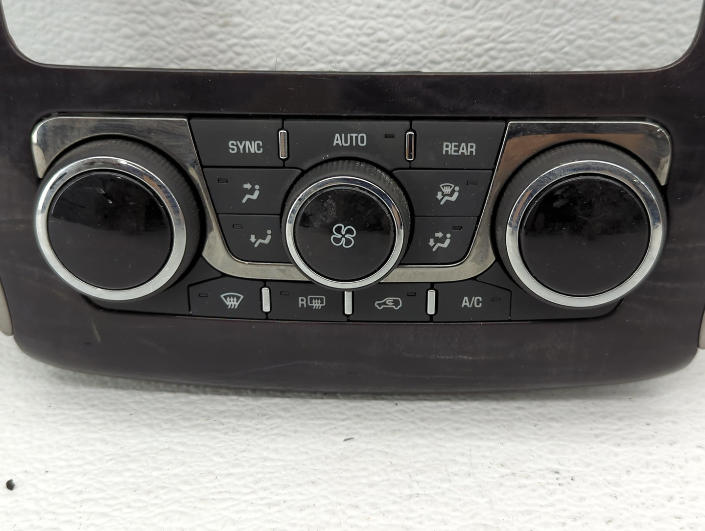2013-2017 Buick Enclave Climate Control Module Temperature AC/Heater Replacement P/N:23158335 23251328 Fits OEM Used Auto Pa