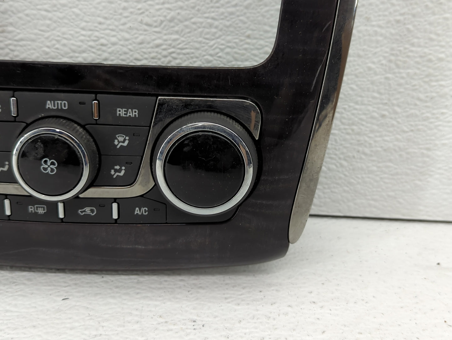 2013-2017 Buick Enclave Climate Control Module Temperature AC/Heater Replacement P/N:23158335 23251328 Fits OEM Used Auto Pa