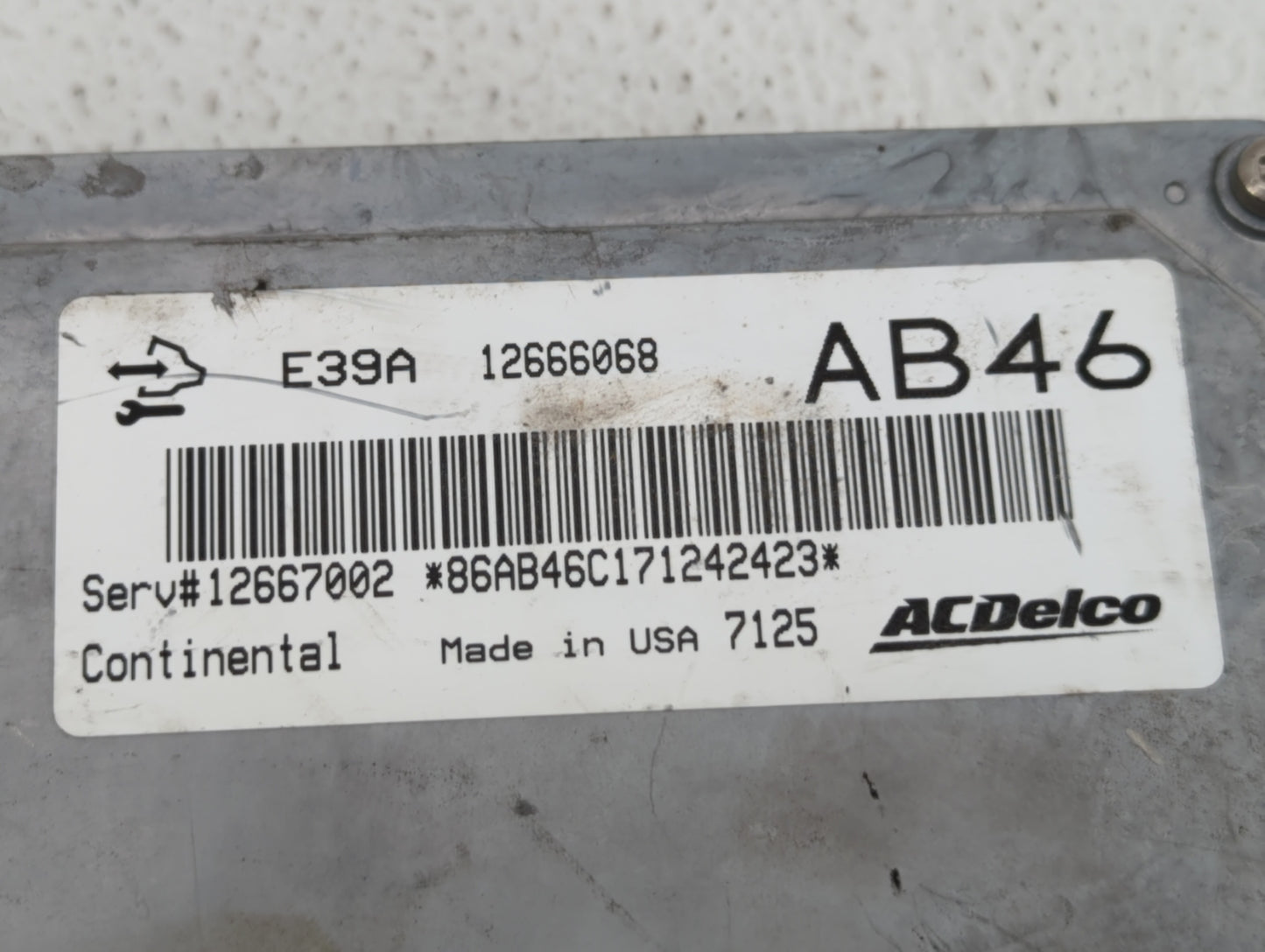 2017 Buick Enclave PCM Engine Control Computer ECU ECM PCU OEM P/N:12666070 12667189, 12667002, 12708794 Fits Fits 2018 2019