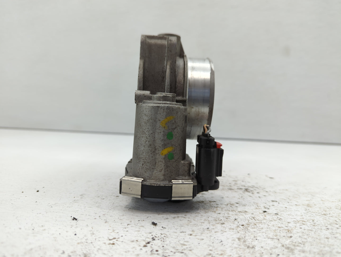 2012-2020 Buick Enclave Throttle Body P/N:12670981AA Fits Fits 2012 2013 2014 2015 2016 2017 2018 2019 2020 2021 2022 OEM Us