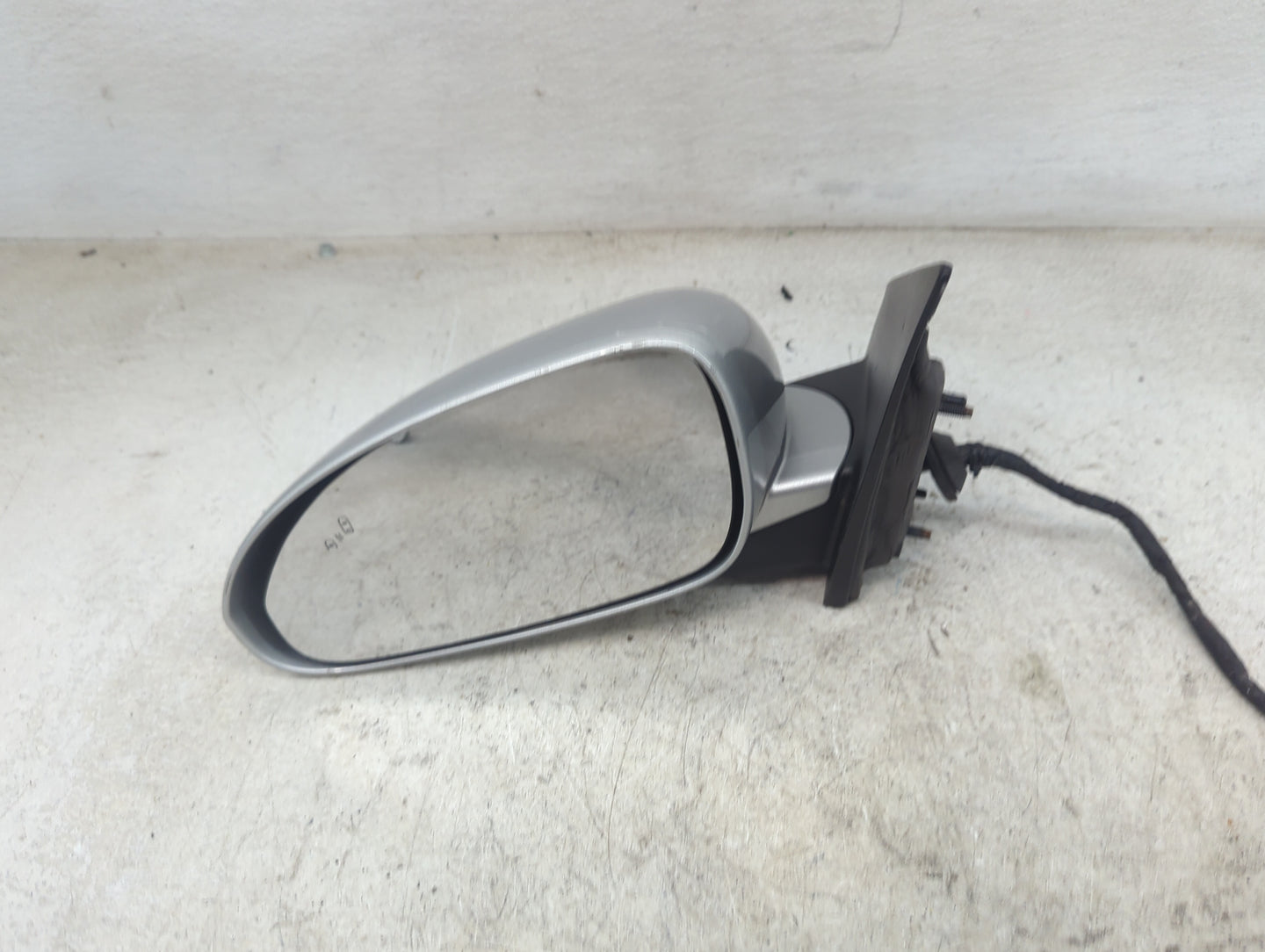 2008-2017 Buick Enclave Driver Side View Mirror - Left Door Mirror OEM Used - Oemusedautoparts1.com