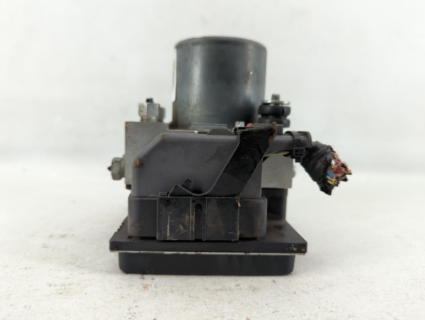 2012-2017 Buick Enclave ABS Pump Control Module Replacement P/N:23407415 Fits Fits 2012 2013 2014 2015 2016 2017 OEM Used Au