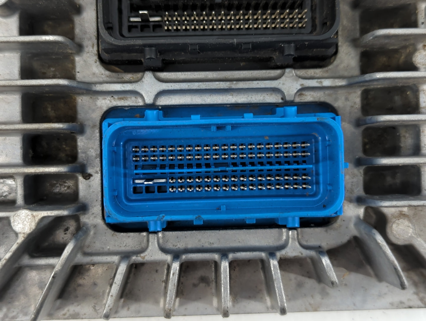 2017 Buick Enclave PCM Engine Control Computer ECU ECM PCU OEM P/N:E39A12670801 Fits Fits 2018 2019 2020 OEM Used Auto Parts