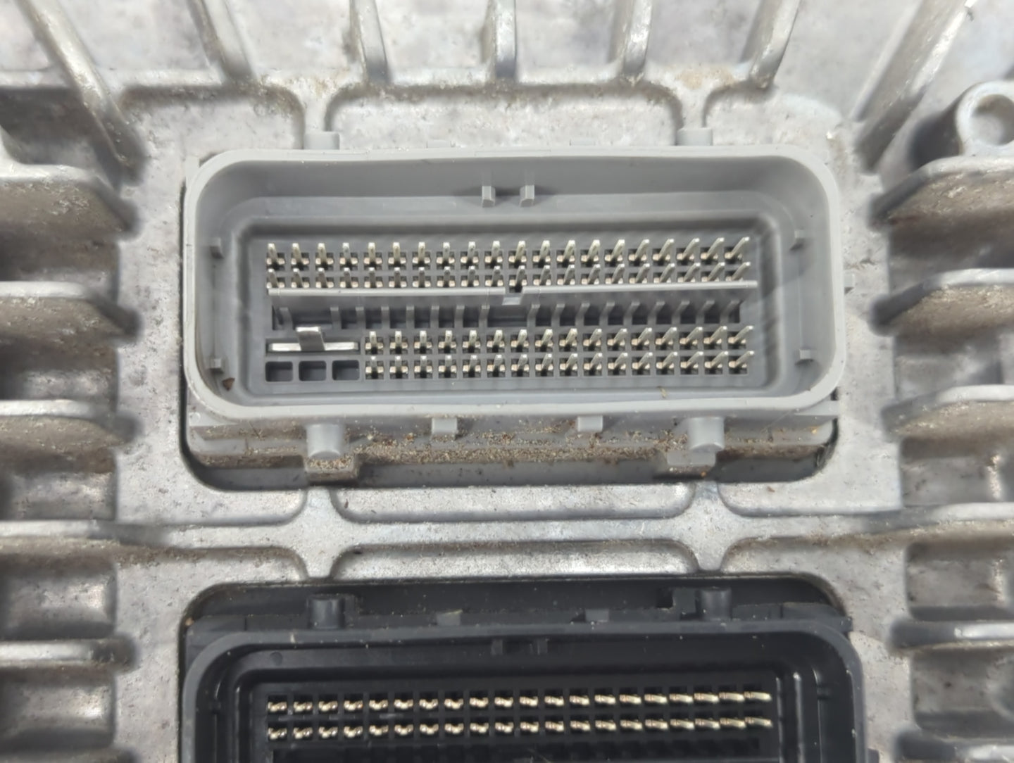 2017 Buick Enclave PCM Engine Control Computer ECU ECM PCU OEM P/N:12670801 Fits Fits 2018 2019 2020 OEM Used Auto Parts - O