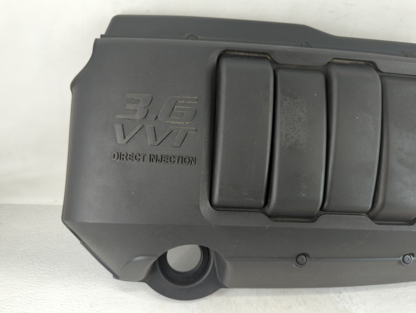 2017 Buick Enclave Engine Cover - Oemusedautoparts1.com