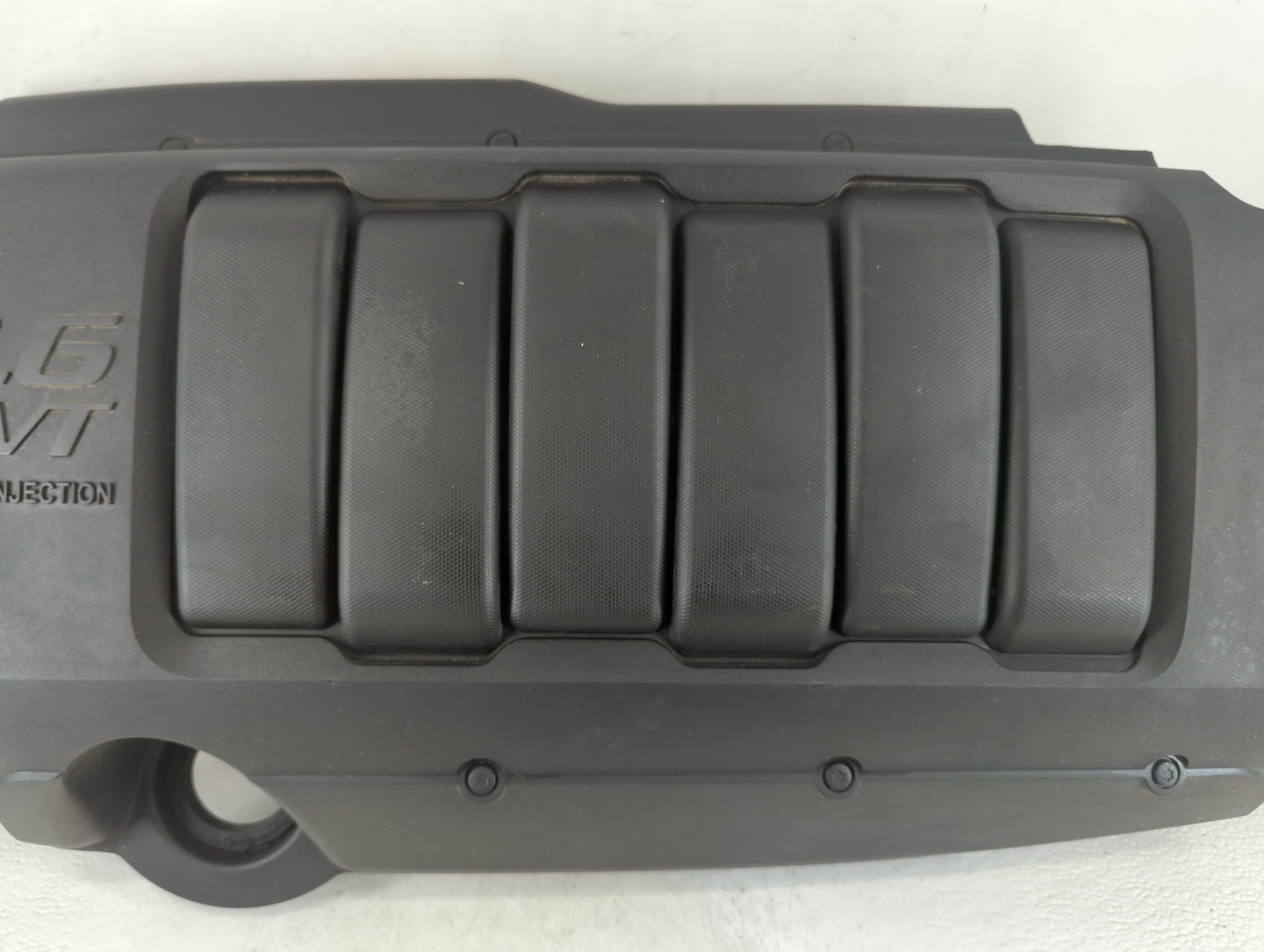 2017 Buick Enclave Engine Cover - Oemusedautoparts1.com