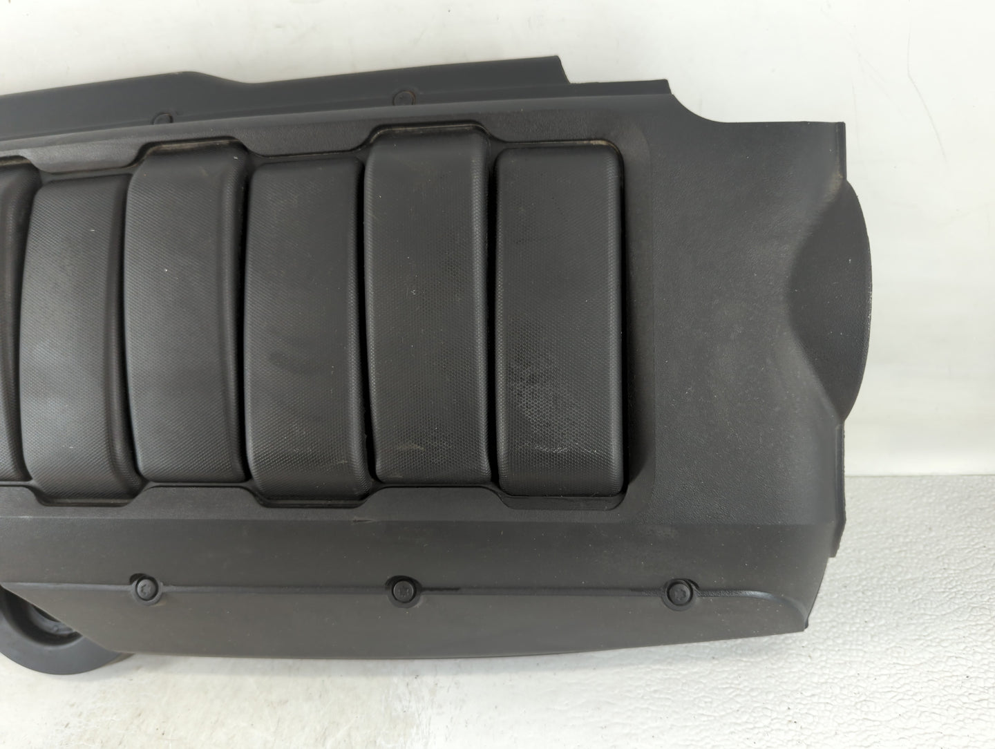 2017 Buick Enclave Engine Cover - Oemusedautoparts1.com