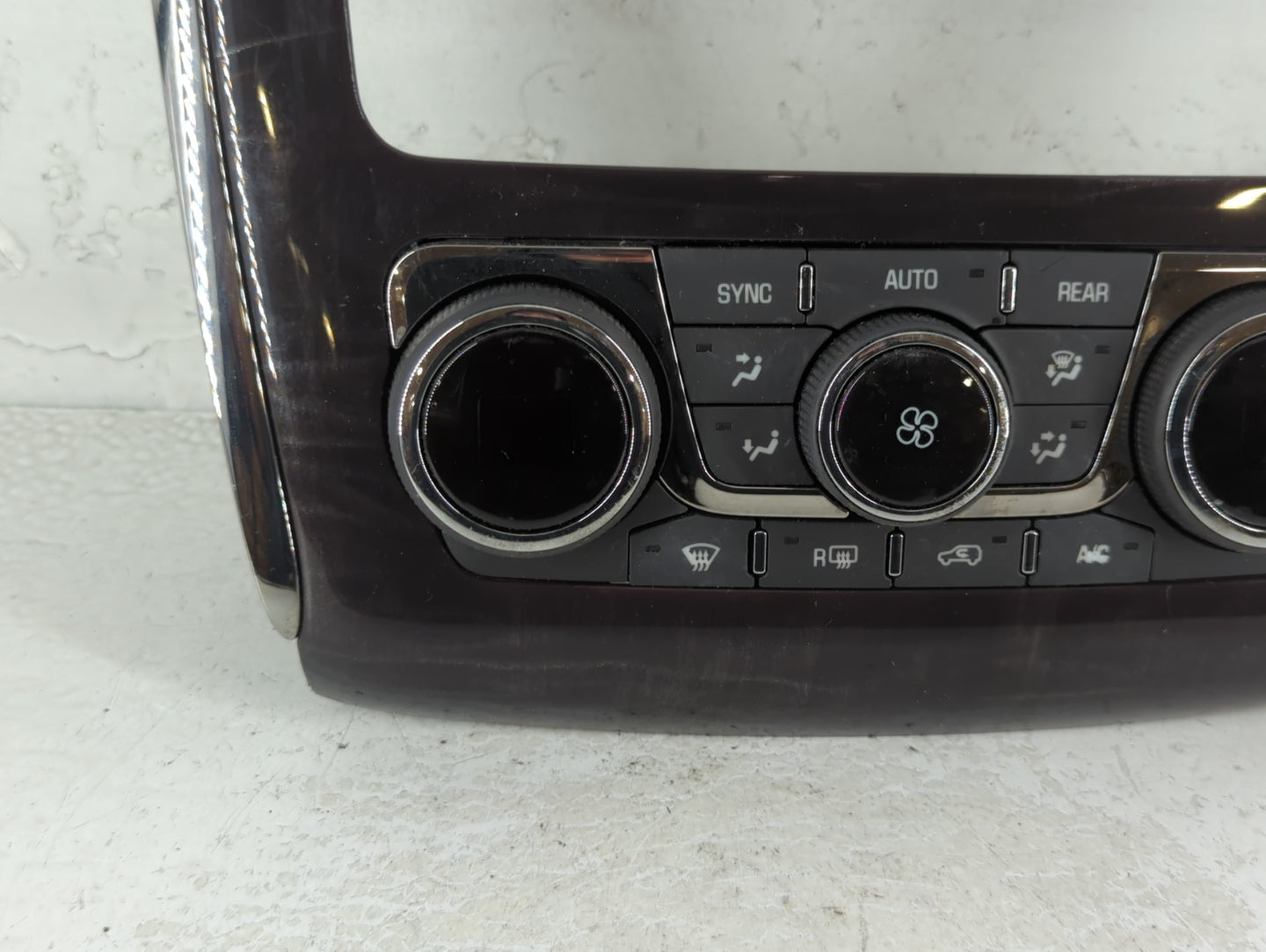 2013-2017 Buick Enclave Climate Control Module Temperature AC/Heater Replacement P/N:147589501 23251328 Fits OEM Used Auto P