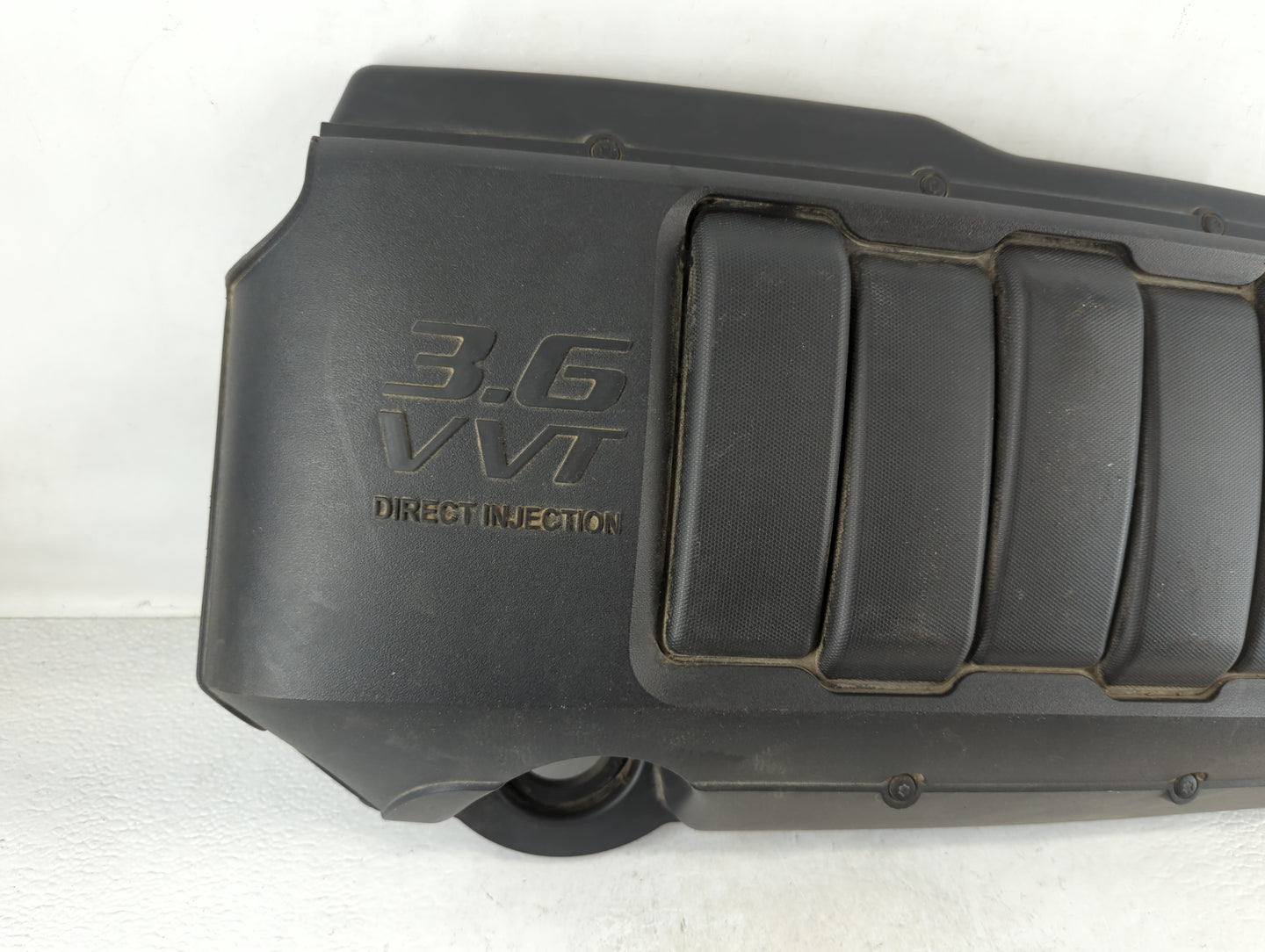 2017 Buick Enclave Engine Cover - Oemusedautoparts1.com