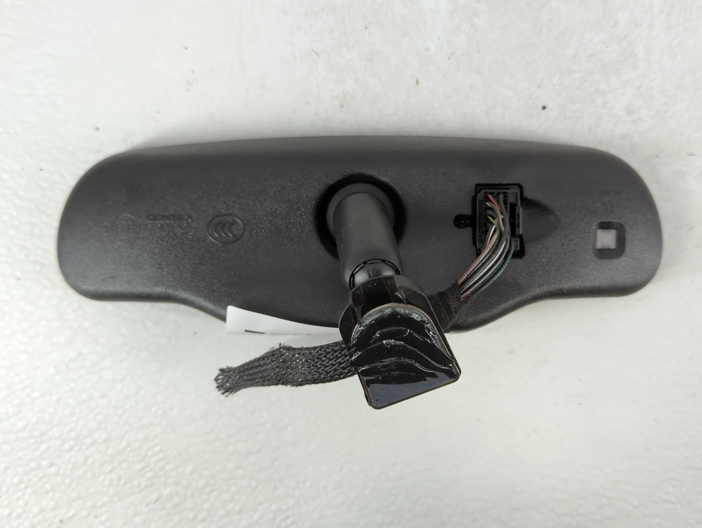 2009-2017 Buick Enclave Interior Rear View Mirror Replacement OEM P/N:23346620 Fits OEM Used Auto Parts - Oemusedautoparts1.