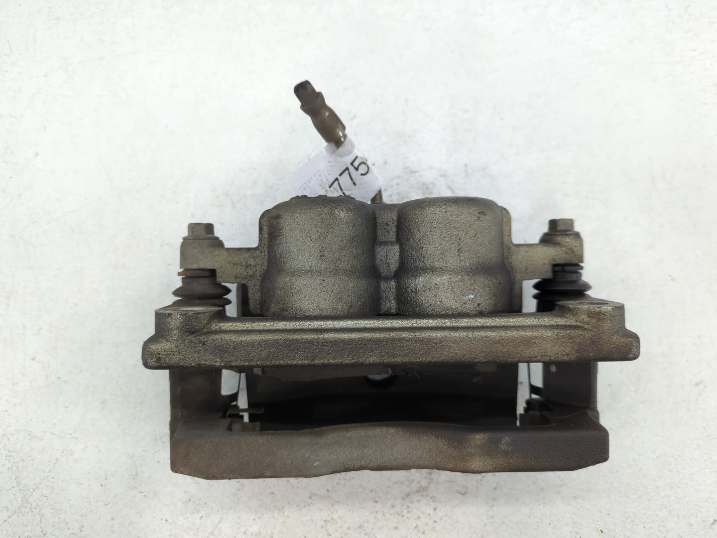 2008-2017 Buick Enclave Front Passenger Right Brake Caliper - Oemusedautoparts1.com